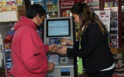 Comenzaron a funcionar los cajeros para recargar la 