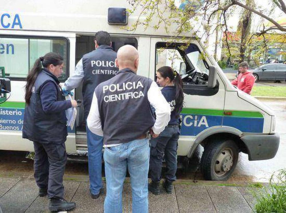 Colisionaron un autom�vil con una moto en Luro y Per�; una adolescente perdi� la vida
