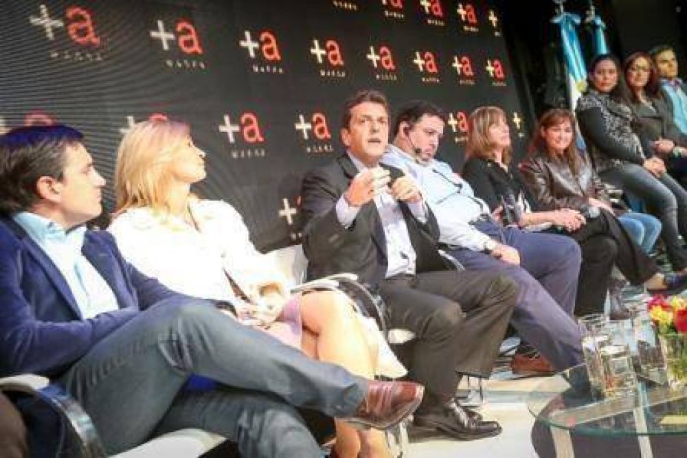 Sergio Massa present� las propuestas del Frente Renovador en materia educativa 