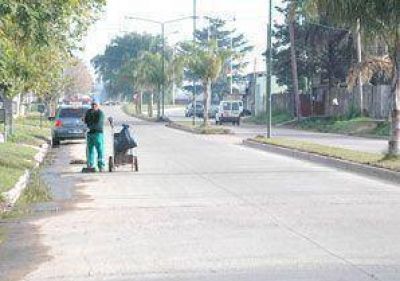 En el Barrio Norte, siguen reclamando el pavimento