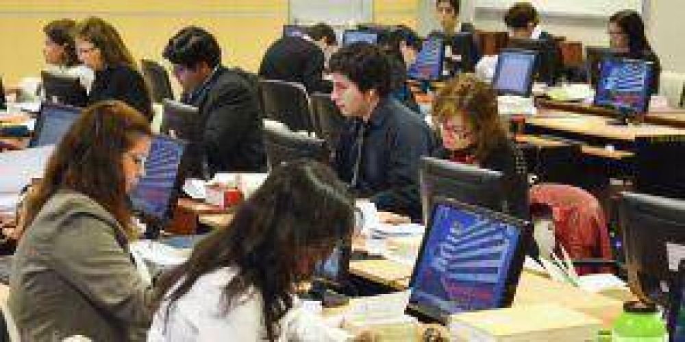 Comienzan ex�menes de ingreso al Poder Judicial