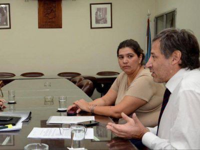 Adherir a ley nacional sobre espect�culos