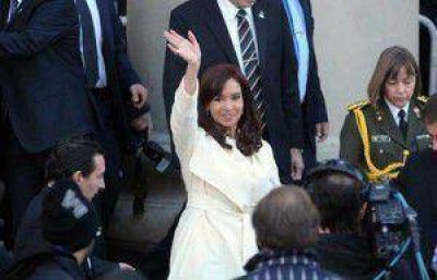 Cristina refuerza su agenda de gesti�n tras el aire que le dio el acuerdo por la deuda