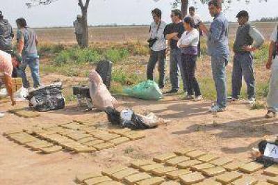 Revelan que adem�s del narcotr�fico, se agudiza el tr�fico de personas por la frontera del NOA