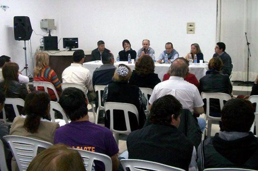 'Somos Parte' defini� propuestas la Convenci�n Provincial del 7 de junio