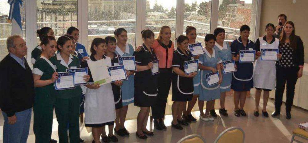 Adriana Huircan representar� a Bariloche en el Torneo Nacional de Mucamas