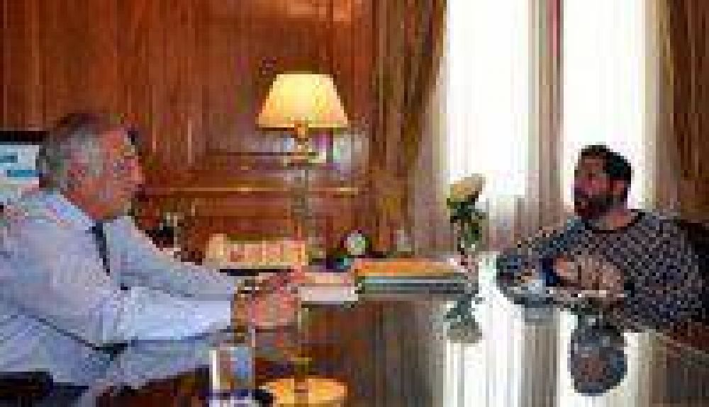 El Secretario General del PJ se reuni� con Fellner