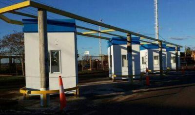 Instalaron las nuevas casillas migratorias para agilizar el cruce en el Puente Posadas- Encarnaci�n