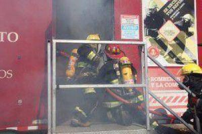 El intendente saluda a los Bomberos en su d�a