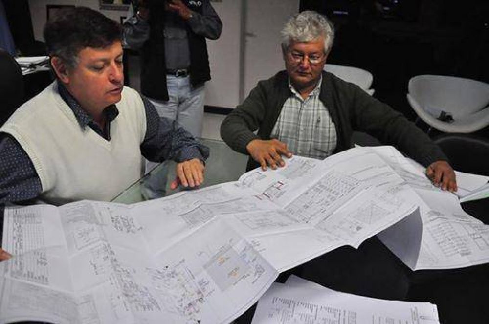Domingo Peppo avanz� en agenda de trabajo con el delegado de vivienda de la UOM.
