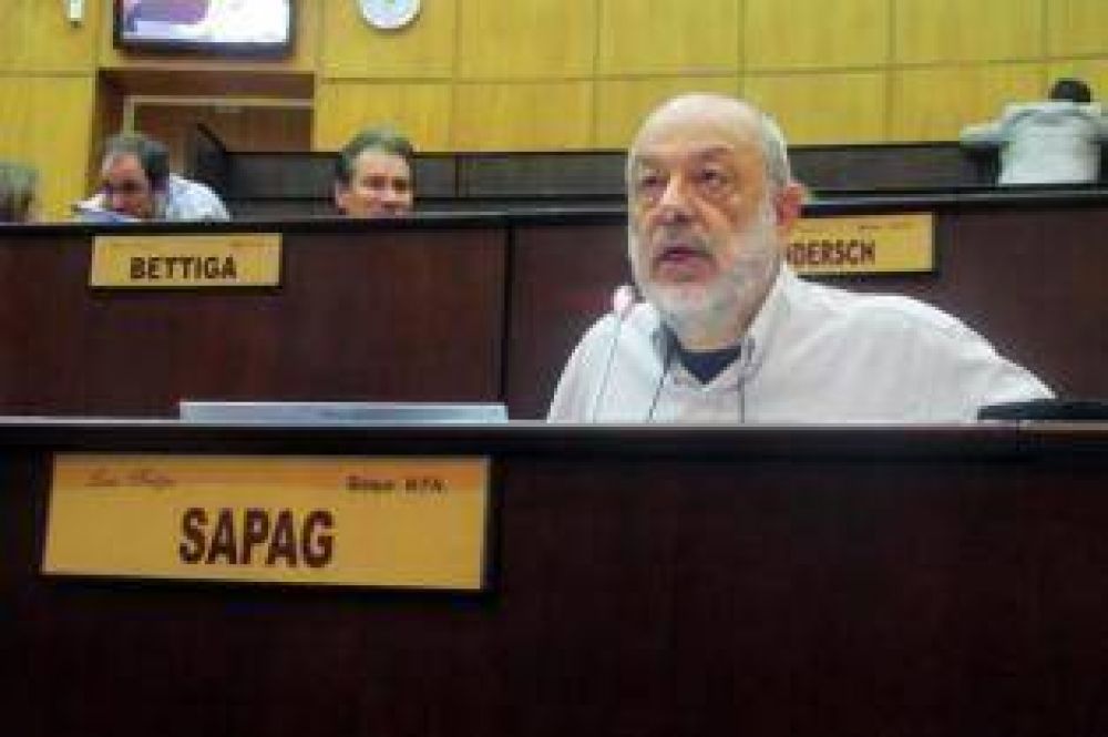 Internas MPN: Luis Sapag ya reserv� color