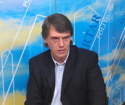 KOSINER ASEGUR� QUE A�N NO TIENE DEFINIDAS CANDIDATURAS