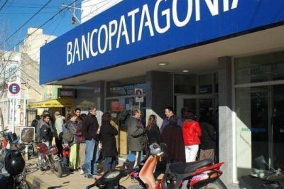 Comienza el pago a estatales en R�o Negro