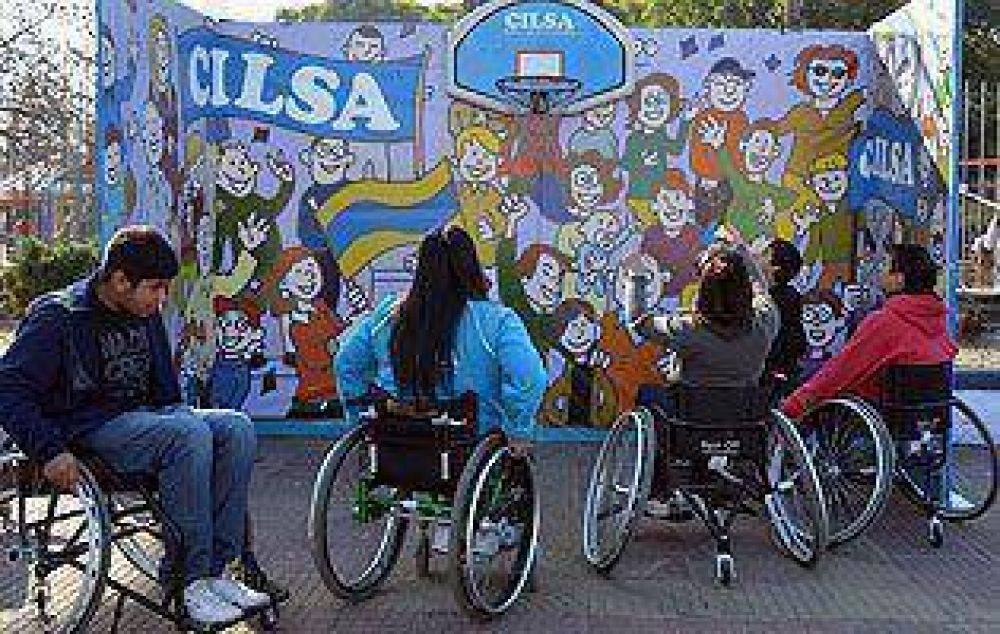 La carpa de Cilsa, un espacio para generar conciencia en Lomas