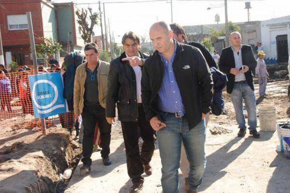 Guti�rrez supervis� la obra de la estaci�n de bombeo de la Iapi