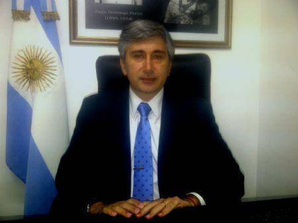 Alejandro Phatouros: 