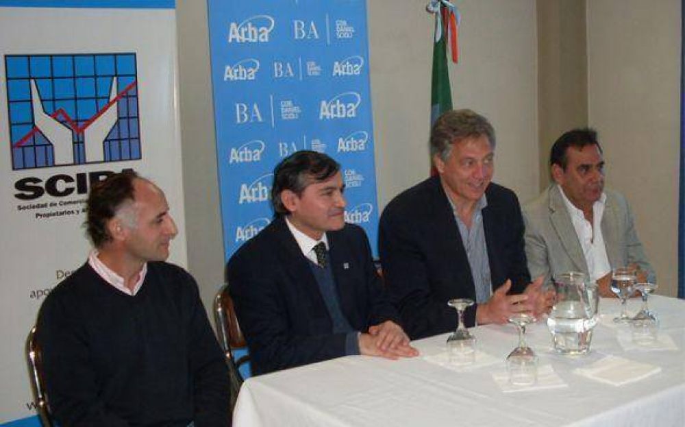 El titular de ARBA cuestion� el comercio �desleal� en Pilar