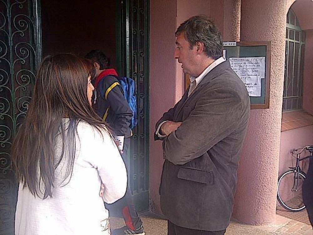 Luciani prometi� que el Municipio se va a hacer cargo de la obra