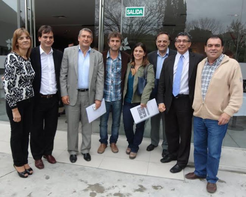 Los Concejales Scarzo, Guibaud y Musso firman petitorio reclamando obras