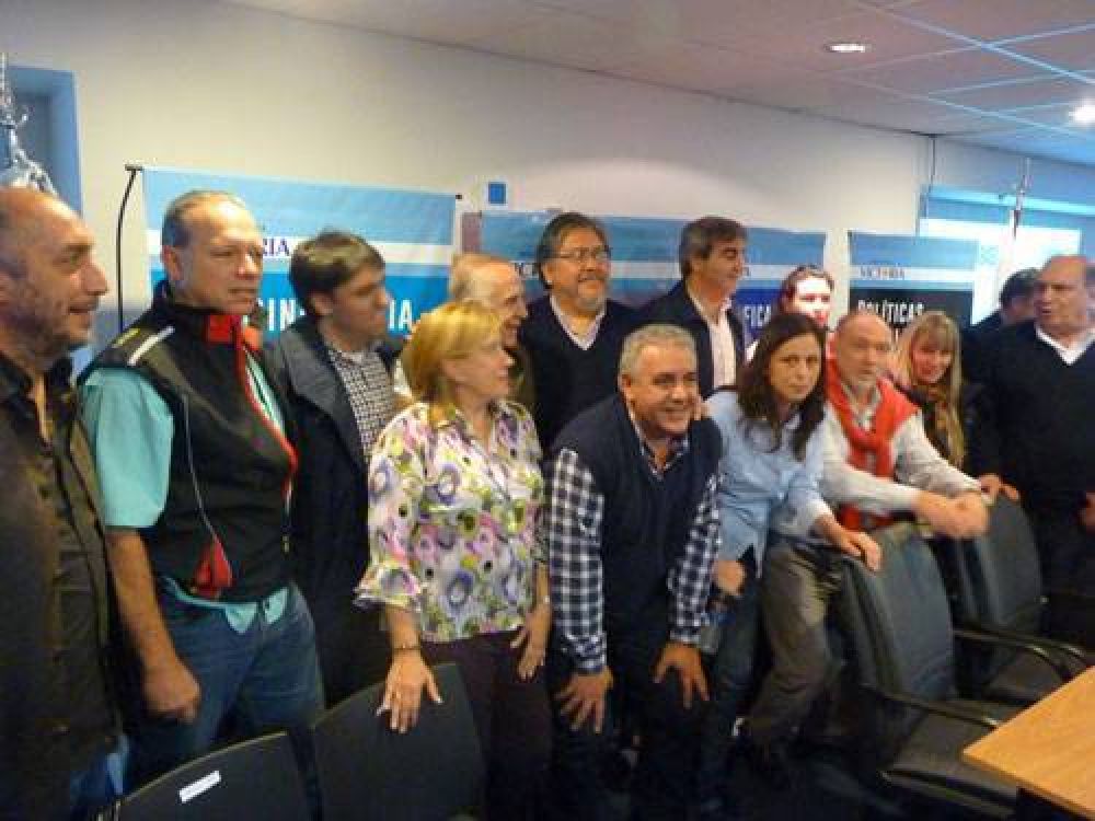 Especulaciones tras el acto que compartieron Passaglia y Bancalari