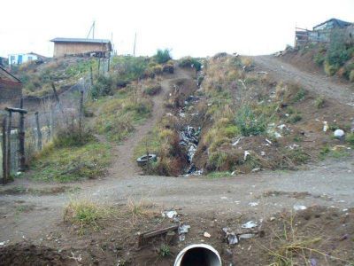 La lluvia intensa provoc� dificultades en el Alto y hubo evacuados