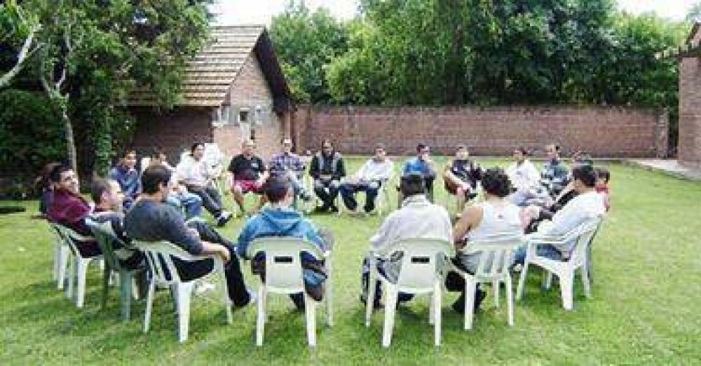 Posada del Inti: Huelga de hambre ante la falta de respuestas de Provincia