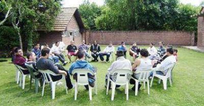 Posada del Inti: Huelga de hambre ante la falta de respuestas de Provincia