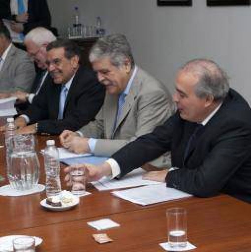 650 millones aportar� Naci�n durante este a�o para obras viales