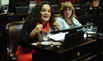 Teresita Luna mostr� su fuerte respaldo a la mega miner�a