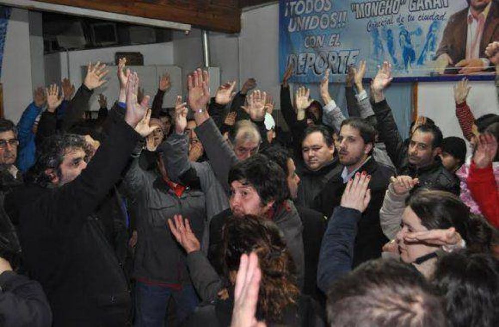 Trabajadores despedidos de las industrias fueguinas marcharan el jueves contra la UOM