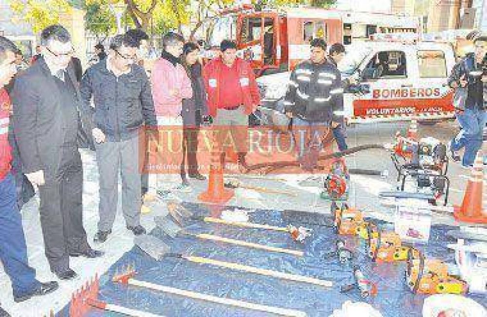 Conmemoraron el D�a del Bombero Voluntario