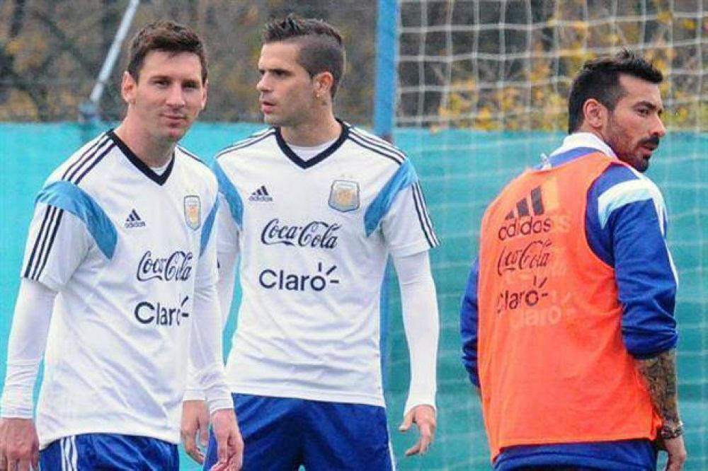 La selecci�n argentina enfrenta a Trinidad y Tobago, en el primero de los partidos despedida