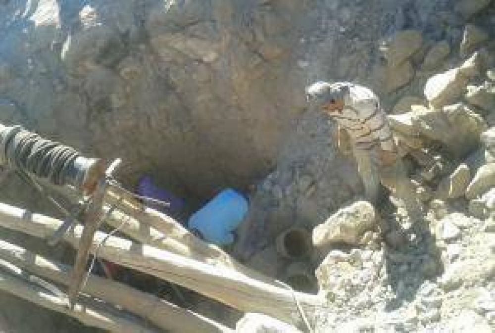 Dos obreros se salvaron de morir sepultados en un horno�