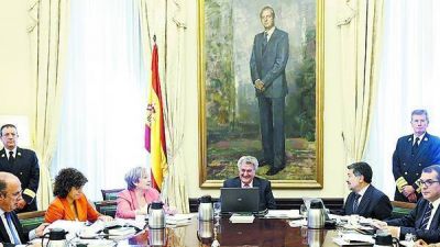 Juan Carlos no tendr� inmunidad una vez que lo reemplace su hijo