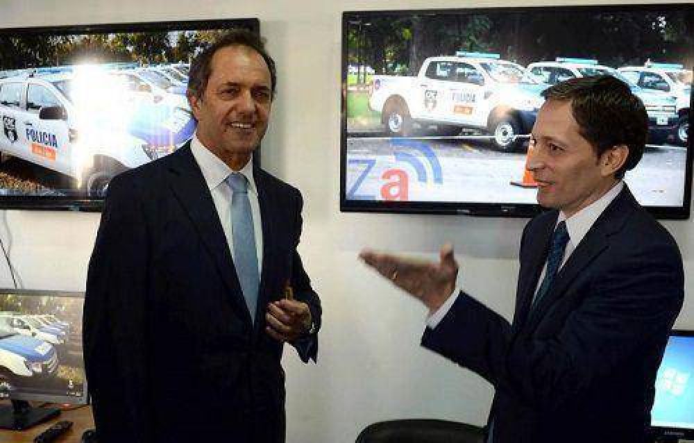 Scioli puso en marcha el Comando de Prevenci�n Ciudadana en Esteban Echeverr�a