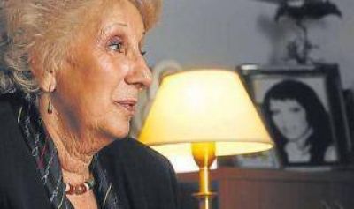  Delitos de lesa humanidad: Declara Estela de Carlotto en La Plata por la desaparici�n de su hija Laura