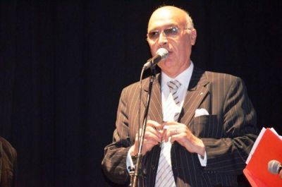 Gorosito anunci� una nueva licitaci�n de tubos para un aliviador