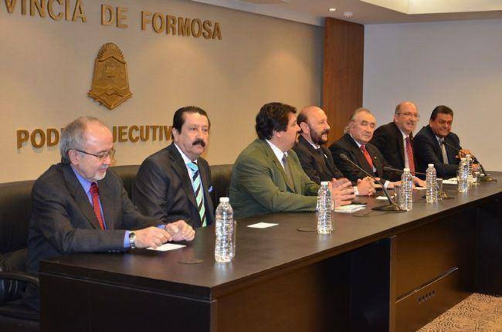 �Queremos el desarrollo, pero con inclusi�n social�, dijo el gobernador