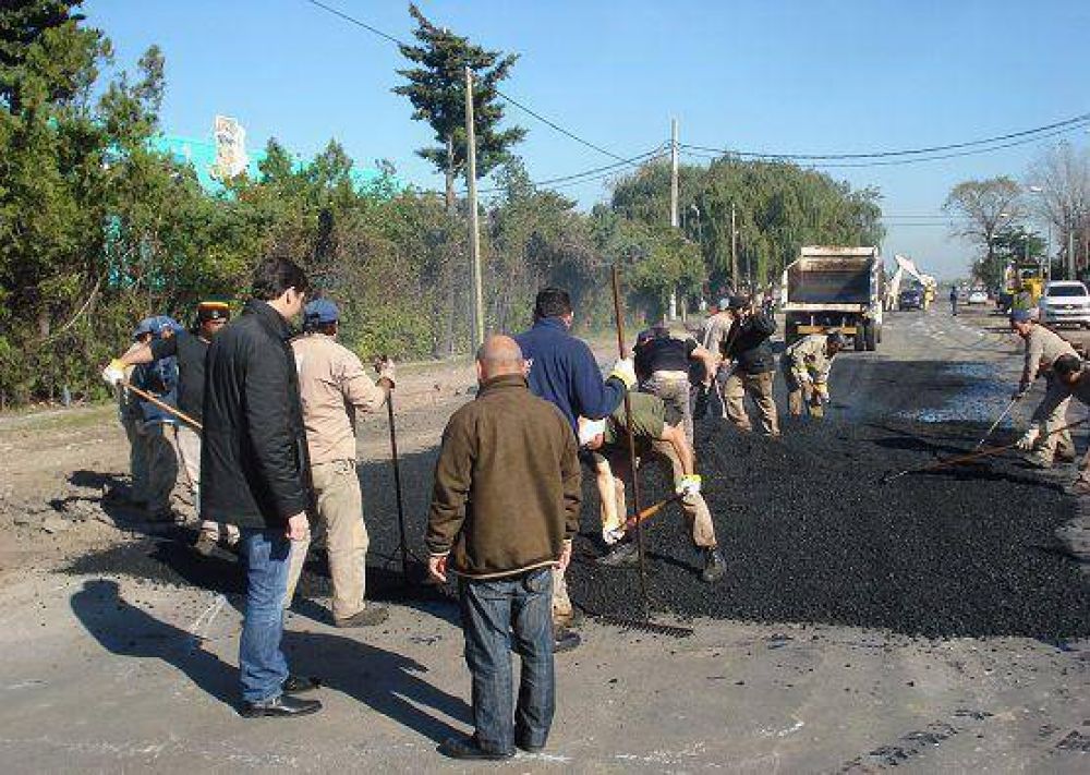 Mejoras y Reconstrucci�n para la red vial en todo el partido de Tigre