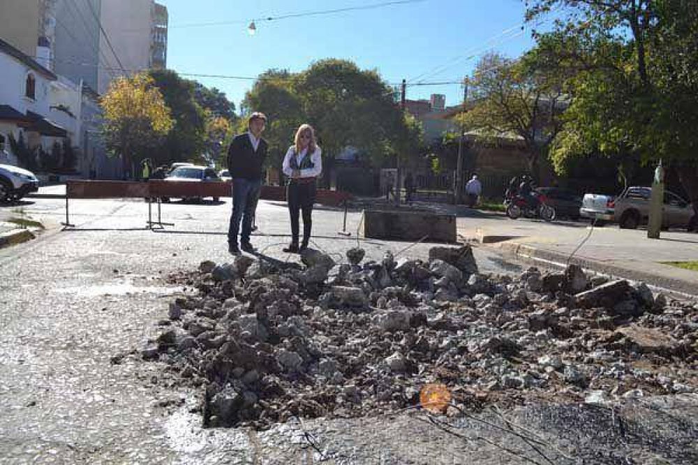 El municipio inici� tareas de bacheo en calle Mitre