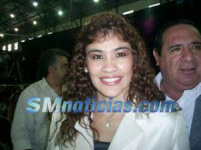 Anunciar�an el pase de la �Tigresa� Acu�a al Frente Renovador