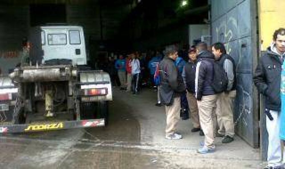 Quilmes: Amenaza de paro de recolectores de residuos