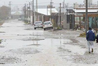 LA LLUVIA TRAJO VARIOS INCONVENIENTES EN COMODORO