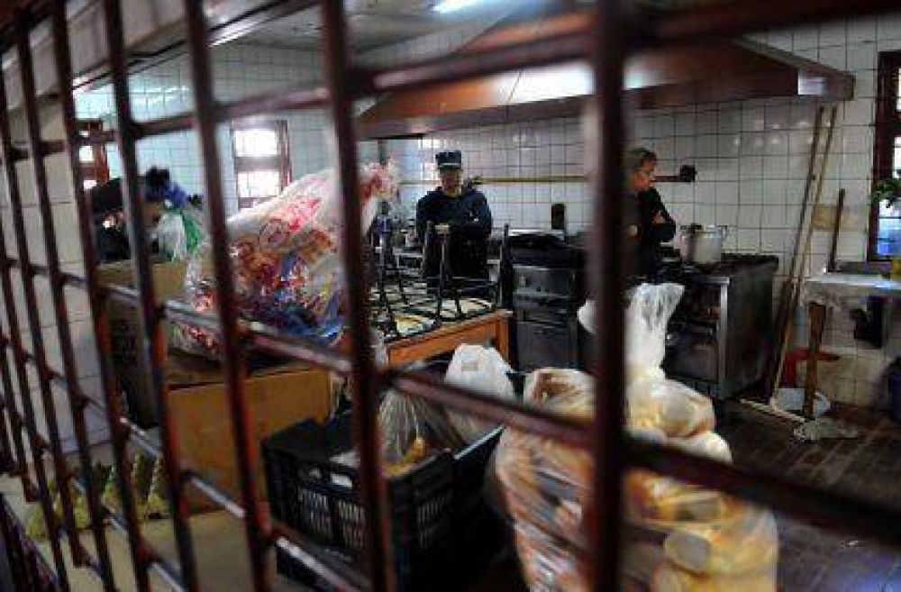 Nuevo robo en la escuela Pouget dej� sin comida a 250 alumnos