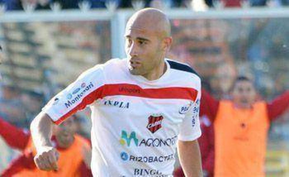 Carlos Quintana: �Ojal� pueda volver a primera, uno siempre piensa en crecer�