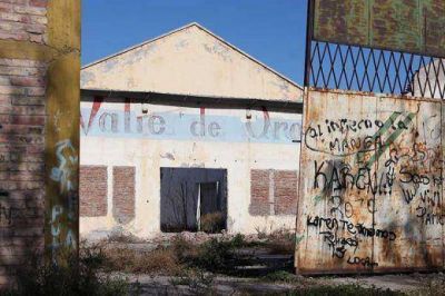Vecinos insisten en recuperar la ex f�brica Valle de Oro