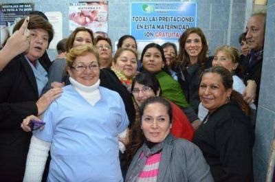 Sorpresiva visita de la Gobernadora a la Maternidad Dr. Faustino Herrera de La Banda