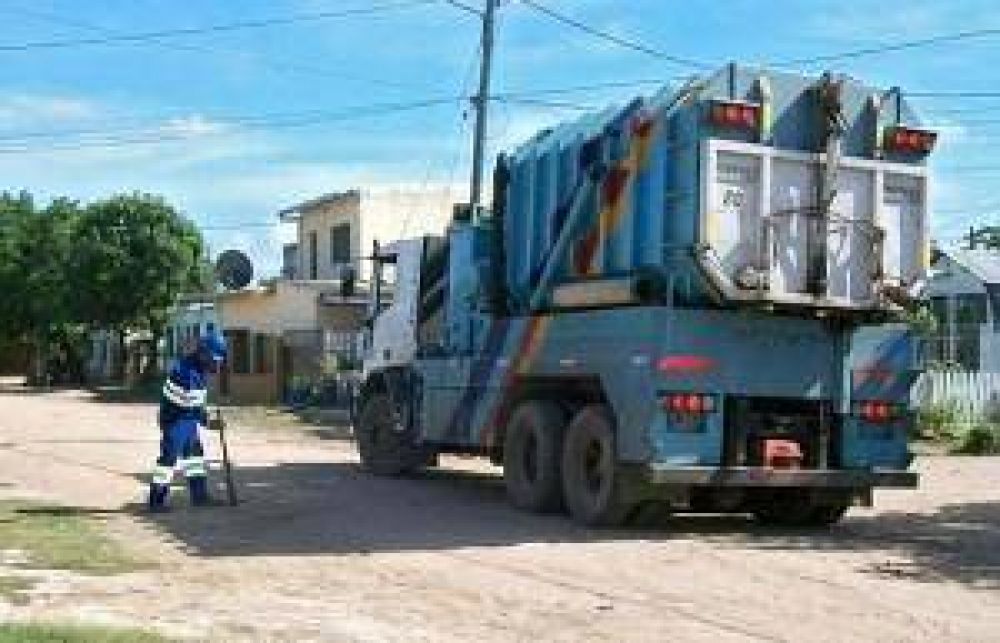 Ejecutan trabajos preventivos en sistemas cloacales