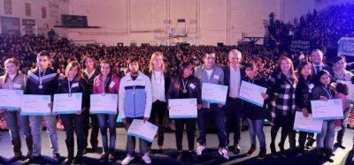 �Finalizar la secundaria es un antes y despu�s en sus vidas porque se abren nuevas oportunidades