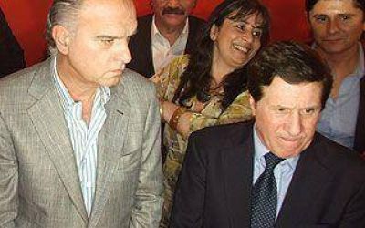 Debate 2.0: ahora el FpV y el PRO discuten por Twitter